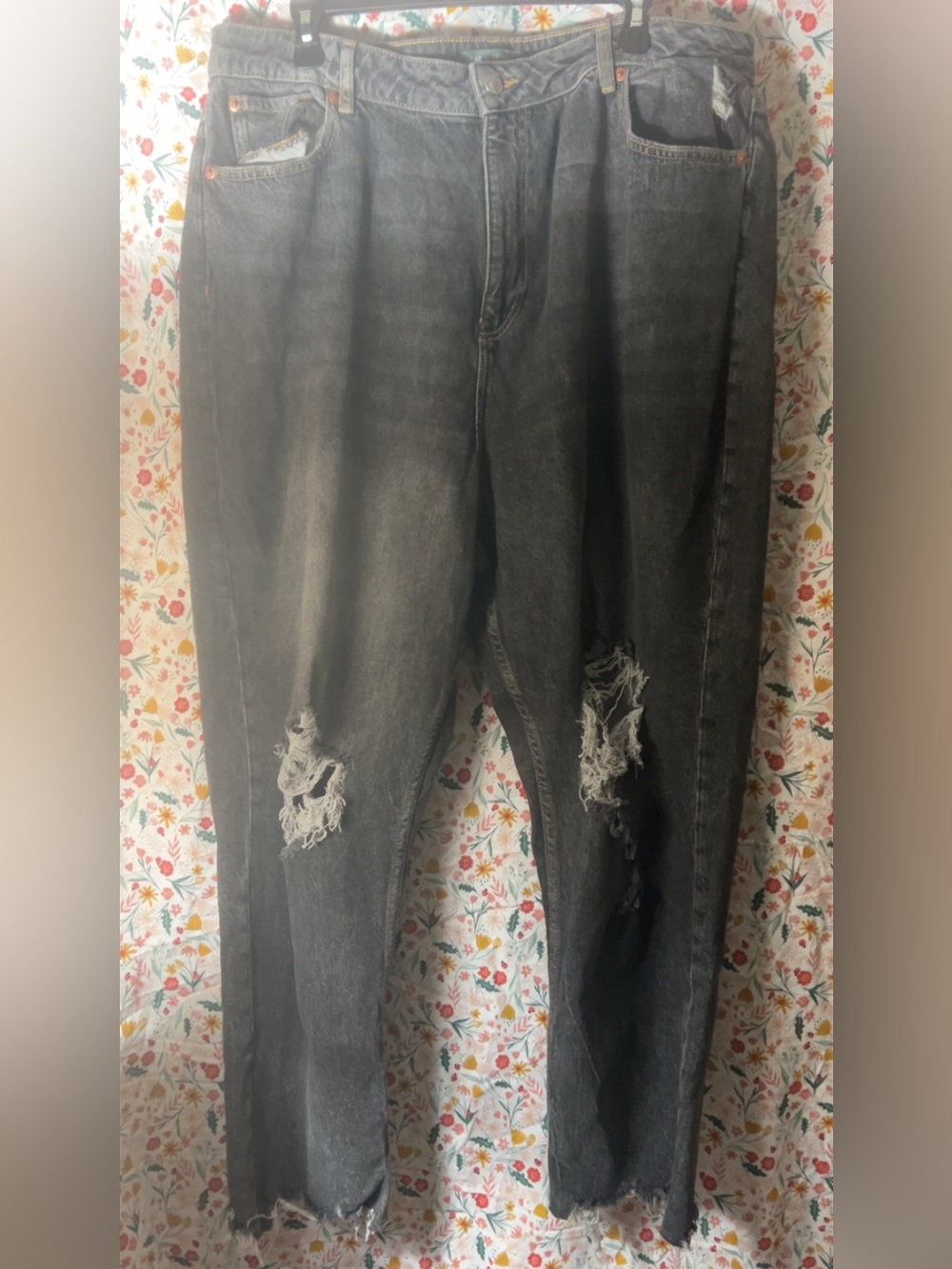 Primark Women's Straight Leg Distressed Black Gray Jeans